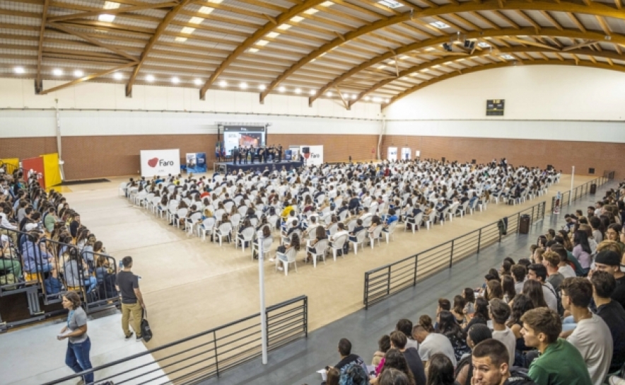 Ano letivo da UAlg começa com sessão de boas-vindas aos novos estudantes