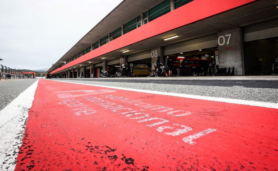 Testes Superbike | Chuva limita primeiro dia em Portimão