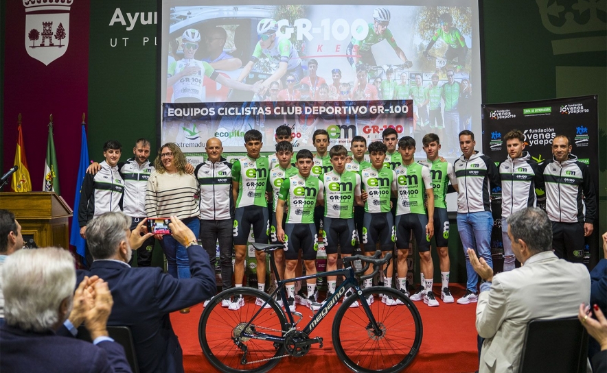 Prova internacional do outro lado da «raia» para o equipa ciclista da Extremadura: Electromercantil-GR100 compete na Volta a Loulé