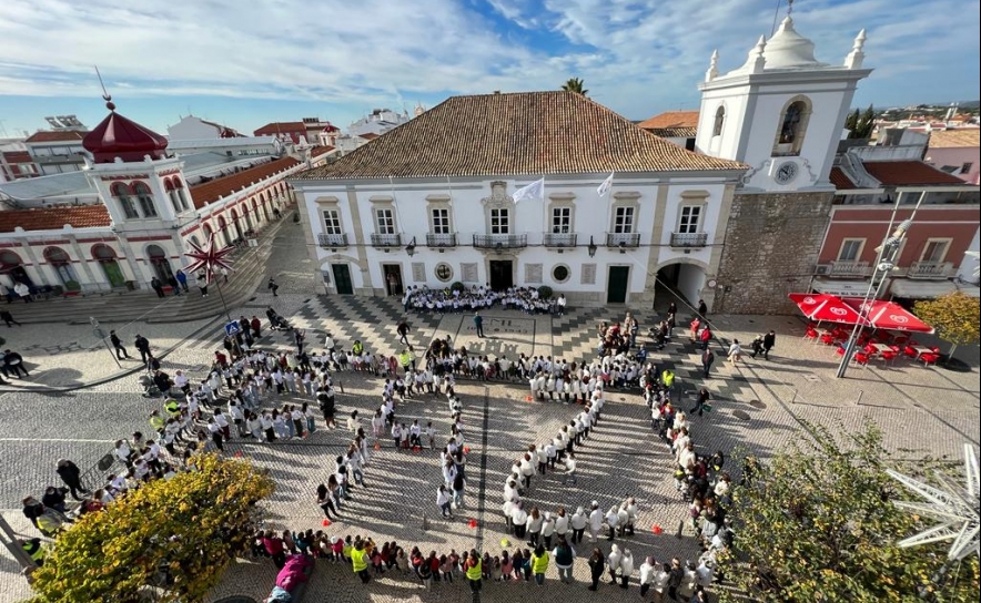 Iniciativa intergeracional assinalou Dia Internacional das Cidades Educadoras em Loulé Iniciativa intergeracional assinalou Dia Internacional das Cidades Educadoras em Loulé