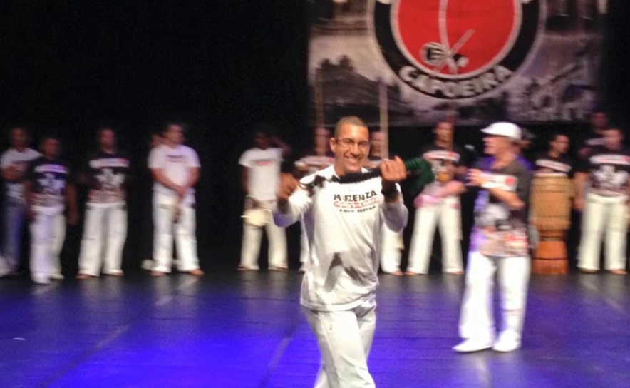 Francisco Machado recebendo a classificação de Aluno Graduado (São Paulo)