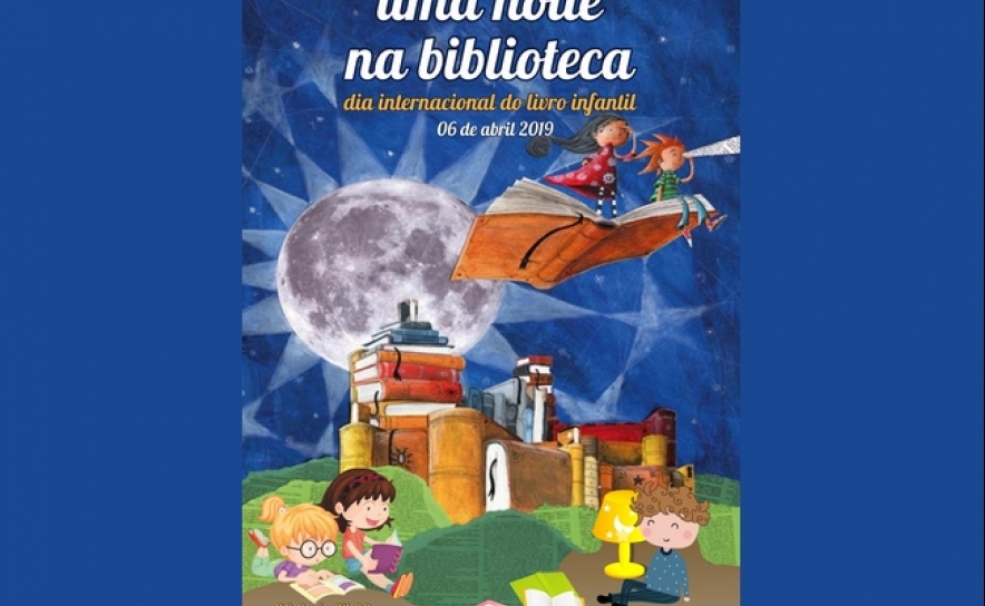 UMA NOITE NA BIBLIOTECA 