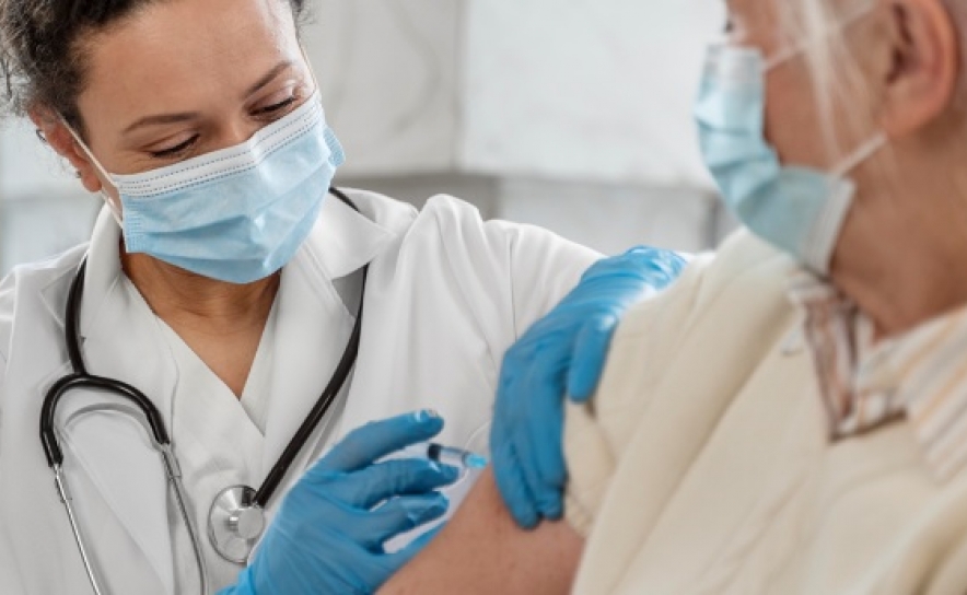 Espaço Saúde 360º Algarve promove sessão informativa sobre a vacinação da  gripe nos idosos Espaço Saúde 360º Algarve promove sessão informativa sobre a vacinação da  gripe nos idosos