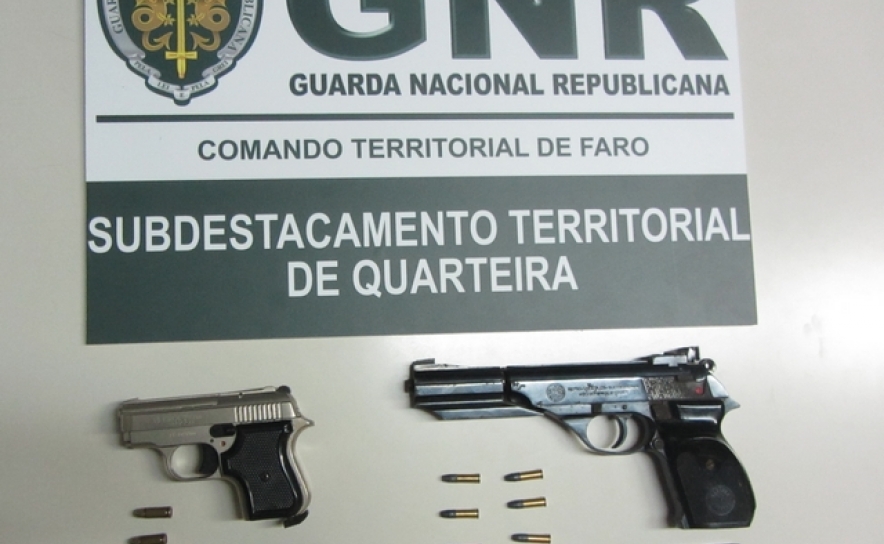Quarteira | Apreensão de duas armas de fogo