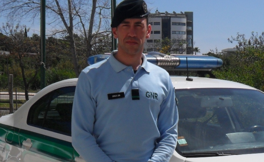 Militar da GNR salva mulher na praia de Quarteira ( atualizado)