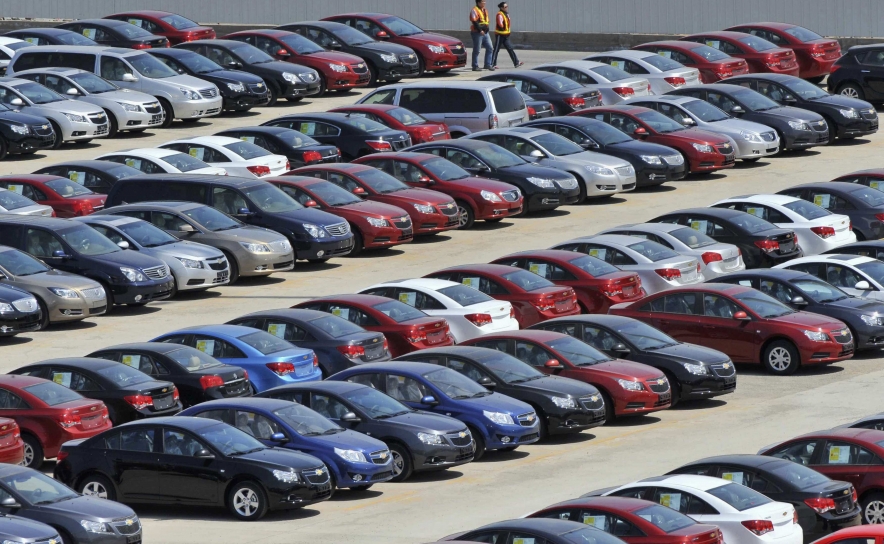 Portugueses compraram 553 carros por dia