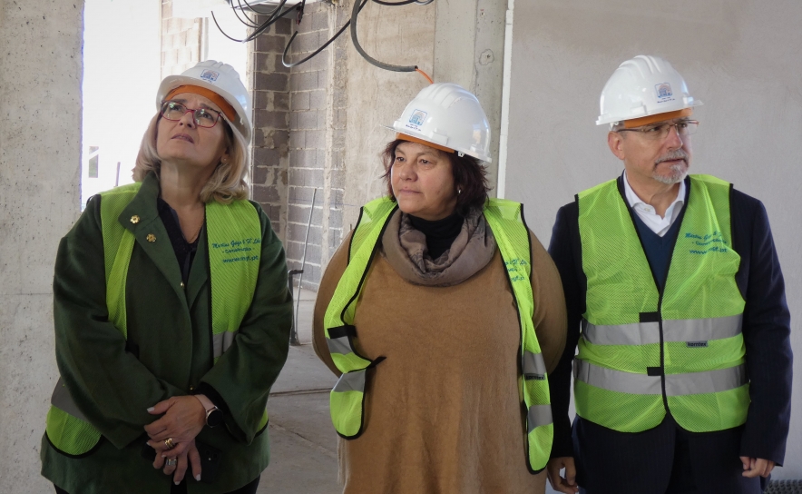 Marilyn Zacarias (vereadora), Ana Machado (vice-Presidente da CM) e Vítor Aleixo