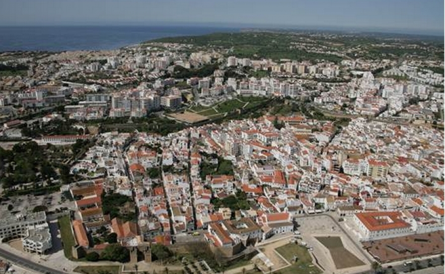 Prazo para entrega de pedidos de redução de IMI em prédios urbanos arrendados decorre até 30 de novembro