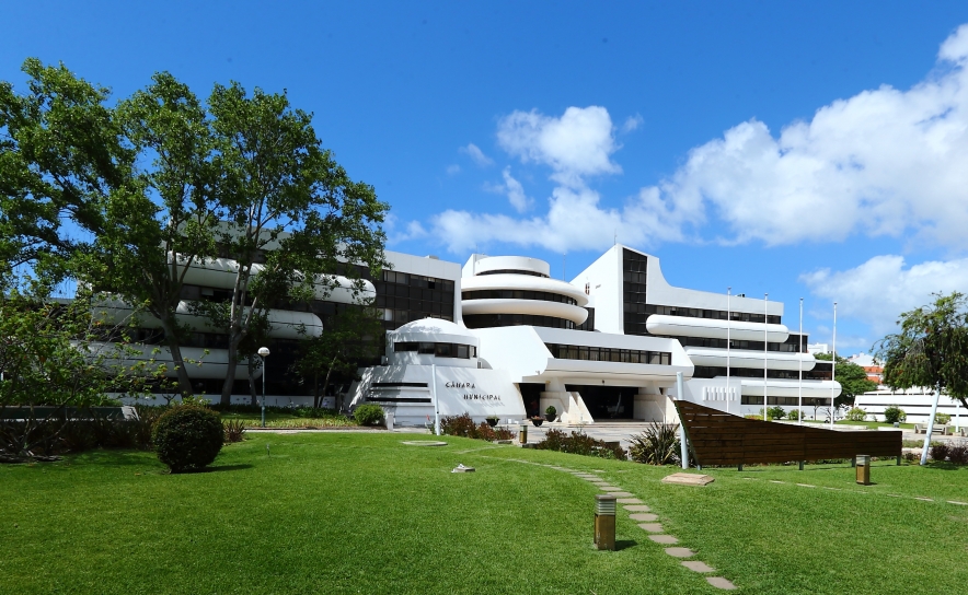 ALBUFEIRA EM 3º LUGAR DA INDEPENDÊNCIA FINANCEIRA MAS COM MEDALHA DA MAIOR REDUÇÃO DAS TAXAS IMI E IMT  