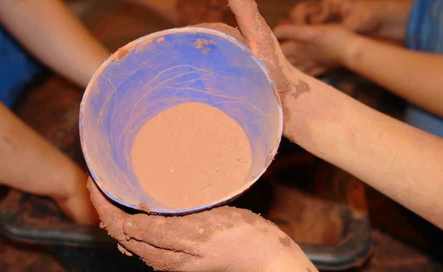 Tavira promove curso de cerâmica