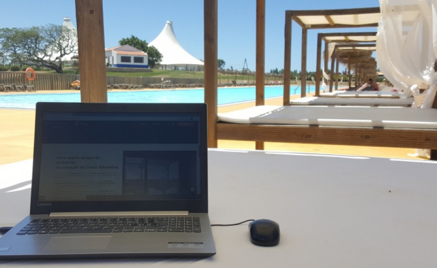 Teletrabalho em pleno campo e perto da praia? Zmar abre espaço para nómadas digitais