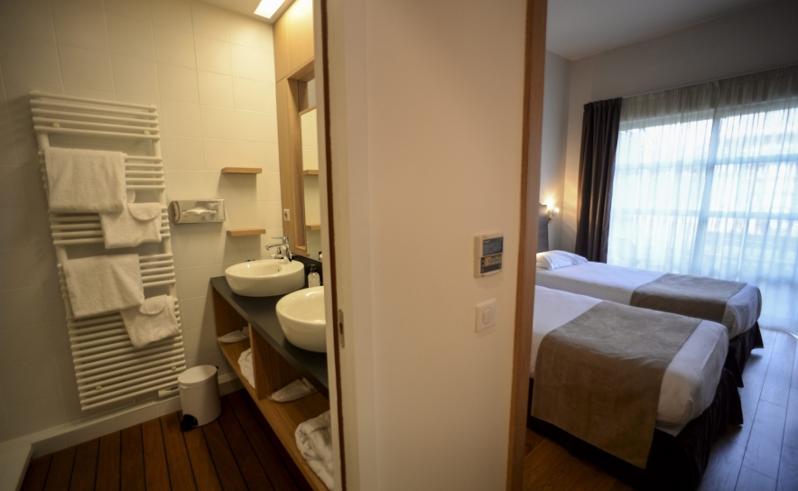 Covid-19: Hotelaria com «cancelamentos em catadupa nas cidades»