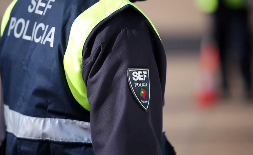 Três Turistas agridem inspetores do SEF no aeroporto de Faro