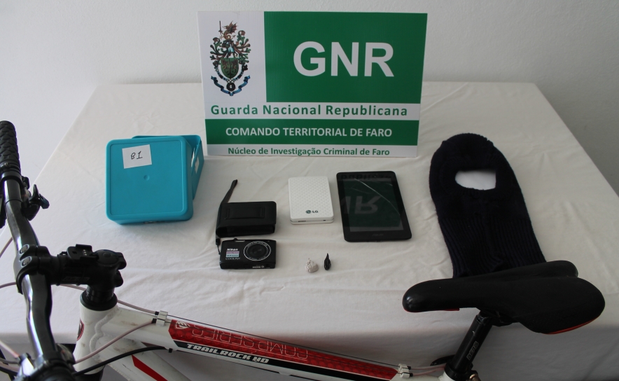 Emigrante ilegal detido por tráfico de droga