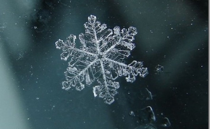 Vaga de frio origina queda de neve em vários concelhos do Algarve