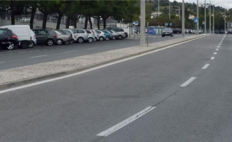 TRÂNSITO CORTADO NA AVENIDA LAGINHA SERAFIM | 1 MAIO