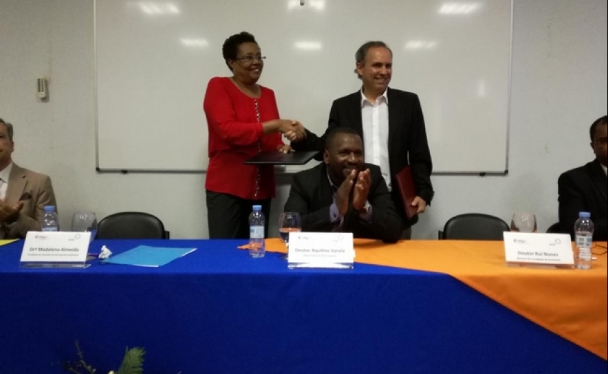 Faculdade de Economia da Universidade do Algarve oferece programas de doutoramento em Cabo Verde 