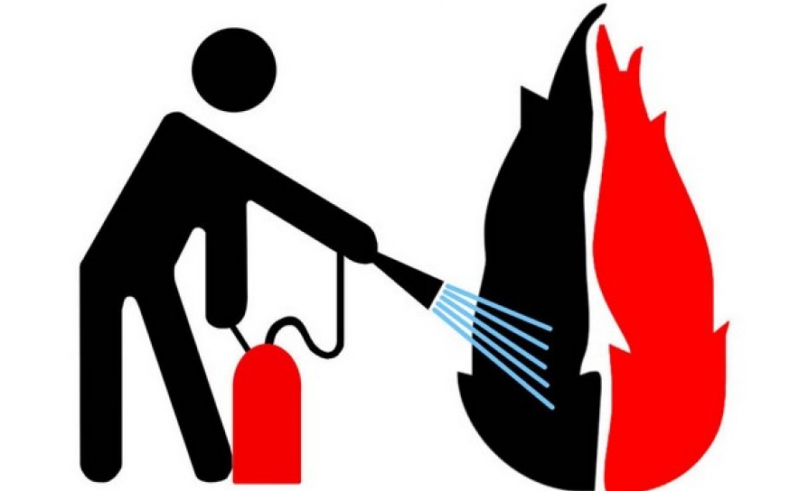  Cinco Viaturas Destruídas em Incêndio Causado por Crianças em Faro