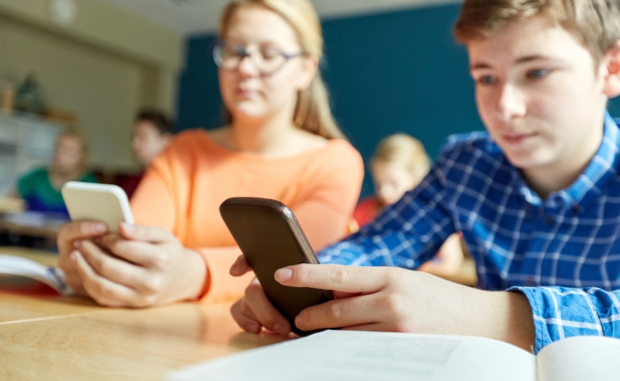 SPLIU defende a extensão da proibição da utilização de smartphones às atividades letivas do 3º ciclo do ensino básico e ensino secundário