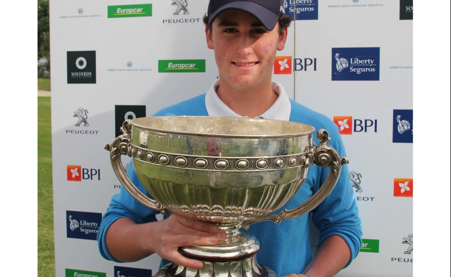 DOZE PORTUGUESES DESAFIAM BICAMPEÃO DA EUROPA