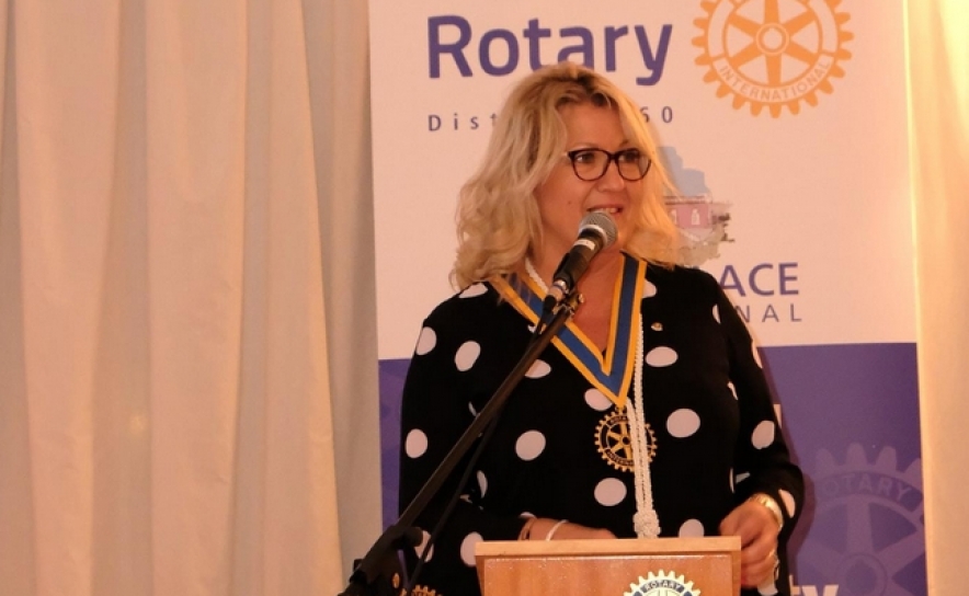 Manuela Robinson - Presidente Cessante