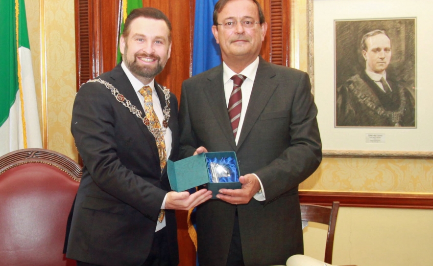 Silva e Sousa e Kenneth Oflynn