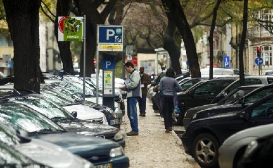 PAGAMENTO DE PARQUÍMETRO POR TELEMÓVEL BREVEMENTE EM FARO