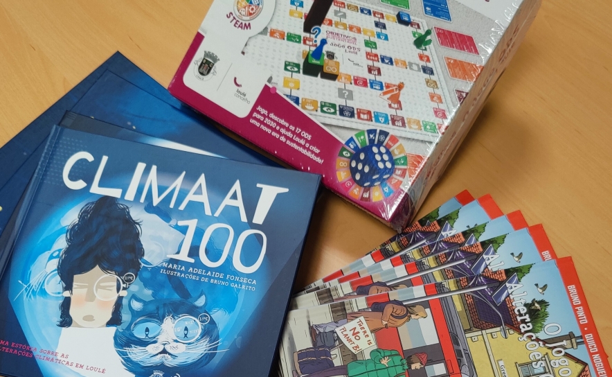 LIVROS E JOGOS SOBRE AÇÃO CLIMÁTICA ATRIBUÍDOS A ALUNOS DO CONCELHO DE LOULÉ