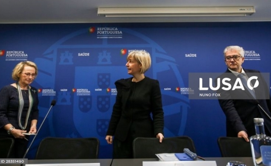 Covid-19: Ministra da Saúde e secretário de Estado Adjunto aguardam resultado de teste