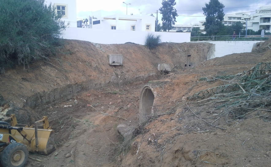 Município de Silves realiza obras de recuperação e valorização ambiental da Foz da Ribeira do Vale do Olival