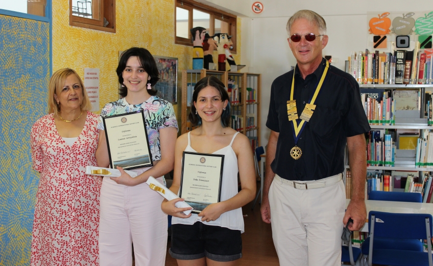 Rotary Clube Almancil Internacional - Prémio Melhor Aluno