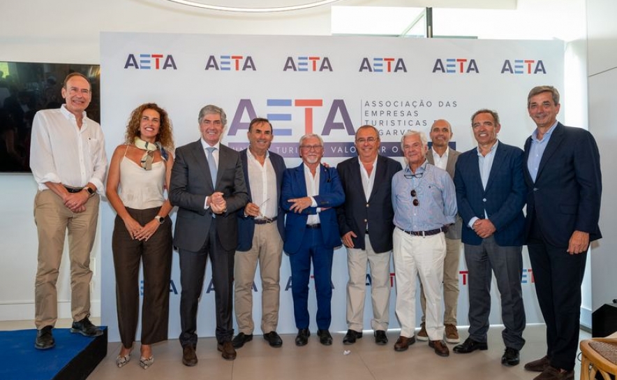 Dirigentes da AHETA e AHISA com Pedro Machado
