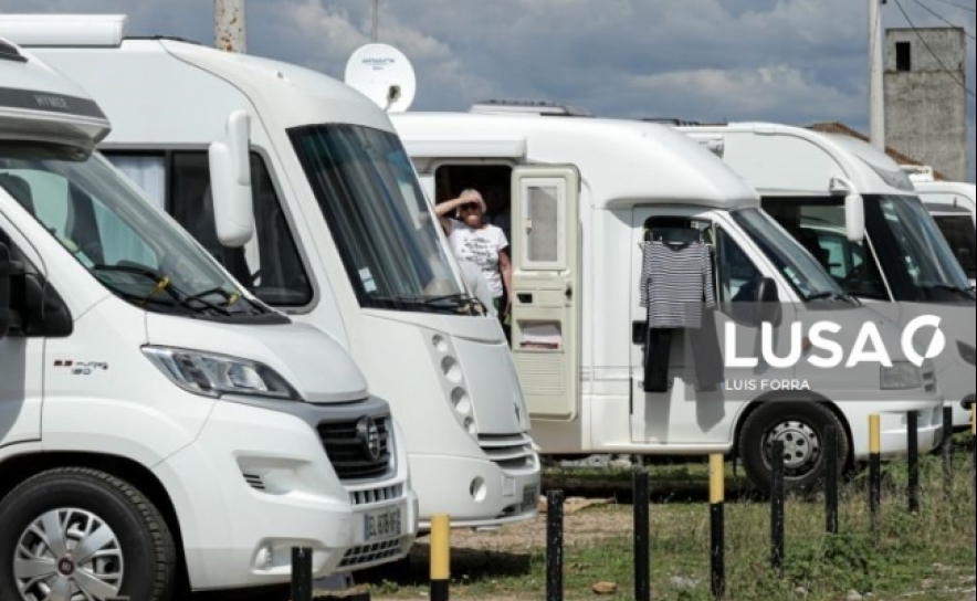 GNR deteta 91 infrações por campismo ou caravanismo em locais proibidos em Vila do Bispo