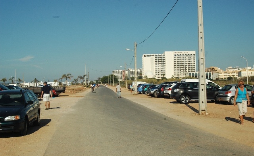 OBRA DO «PASSEIO DAS DUNAS» LEVA A CORTE DE TRÂNSITO EM QUARTEIRA