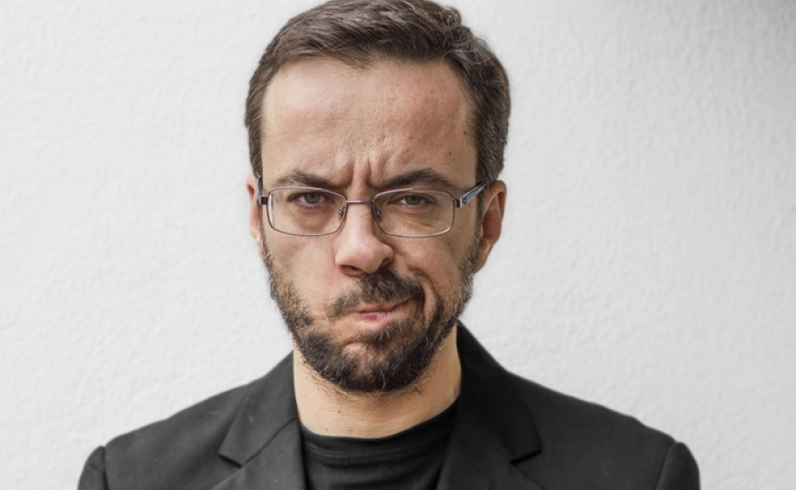 CARLOS MOURA