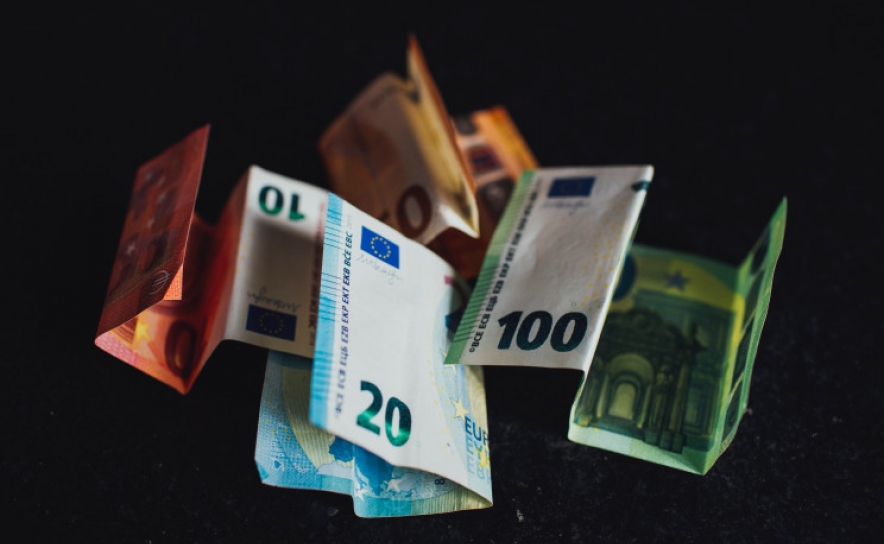 Erro do Fisco obriga contribuintes a devolverem reembolsos do IRS
