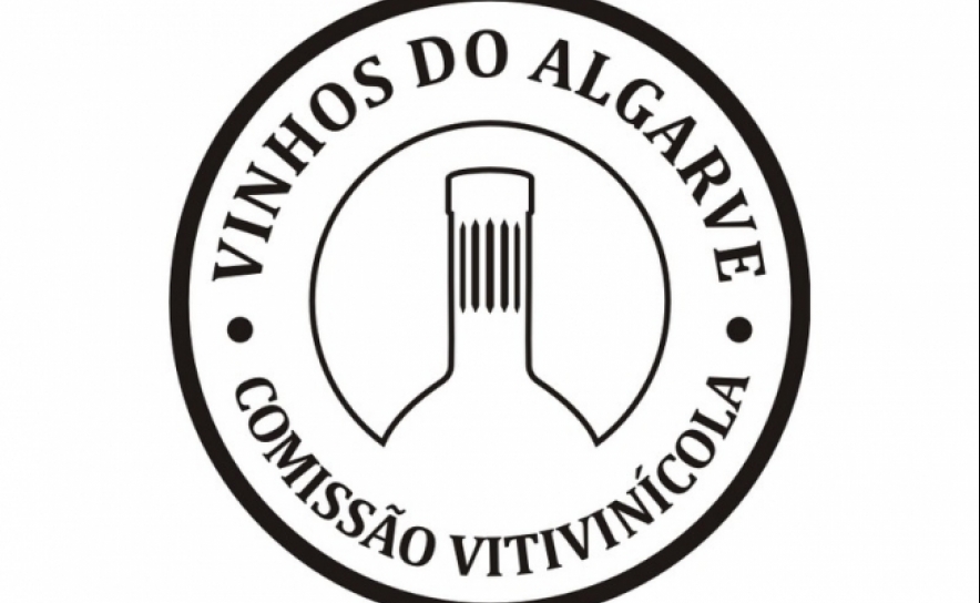 NEGRA MOLE GANHA MEDALHA DE OURO EM BRUXELAS E «SUNSET COM VINHOS DO ALGARVE» EM MARCHA