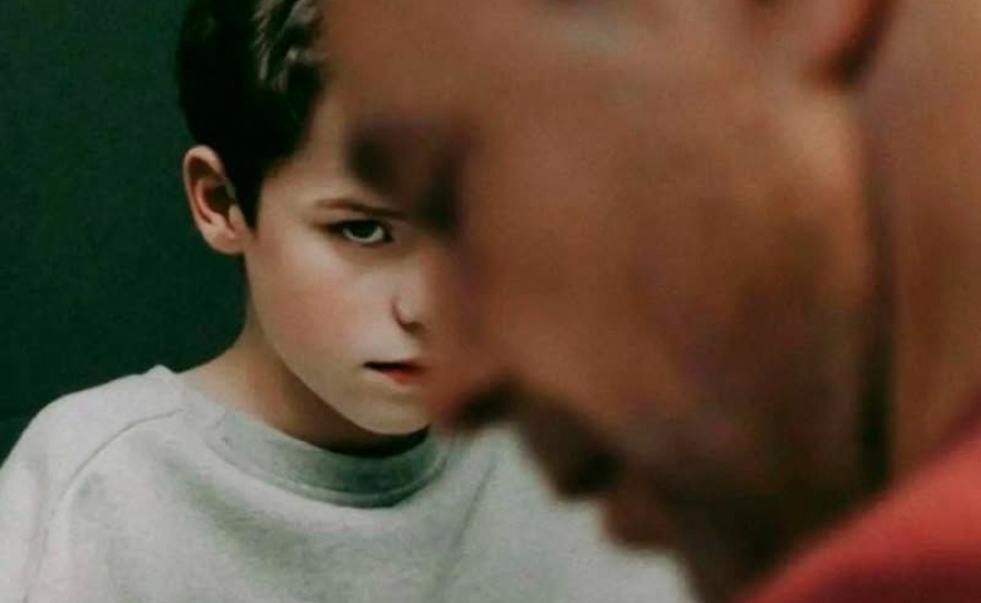 Onde foi filmada a série de sucesso da Netflix, «Adolescência»?