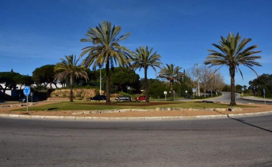 ROTUNDA DA AVENIDA DE CEUTA EM QUARTEIRA VAI ESTAR FECHADA AO TRÂNSITO