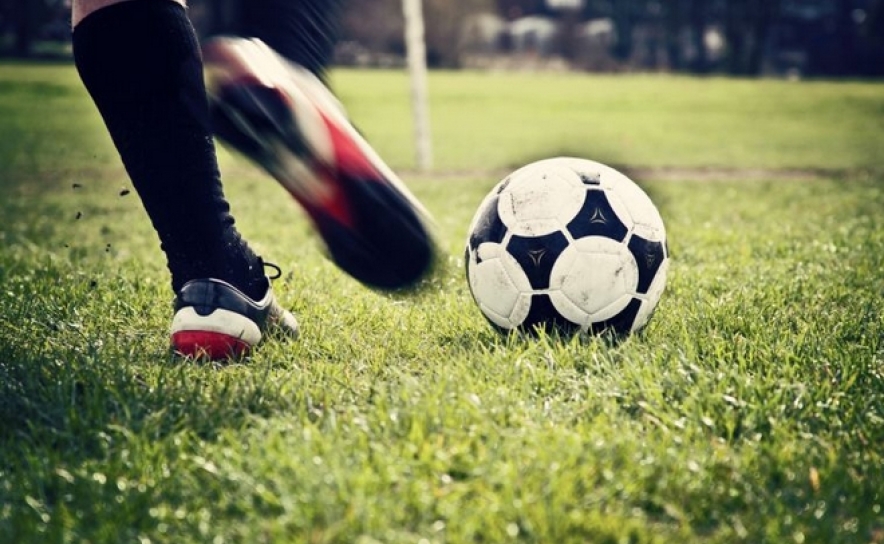 FORMAÇÃO SOBRE METODOLOGIA DO TREINO DE FUTEBOL EM LOULÉ