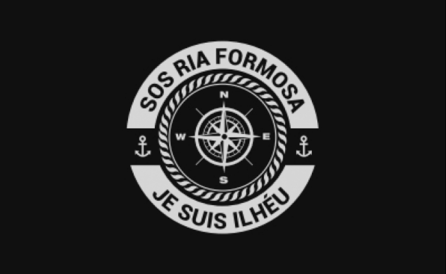 Movimento contra demolição de casas nas ilhas do Algarve entrega petição na AR