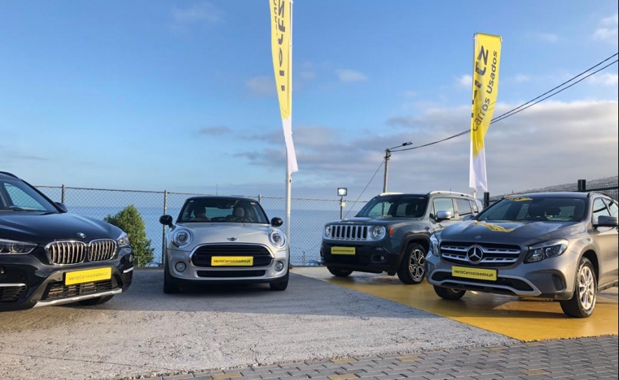 Faro recebe VIP Showroom da Hertz Carros Usados com mais de 80 carros em exposição 