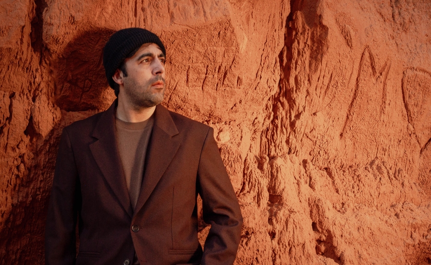 João Frade lança «Terra Ruiva» e apresenta concertos no Algarve