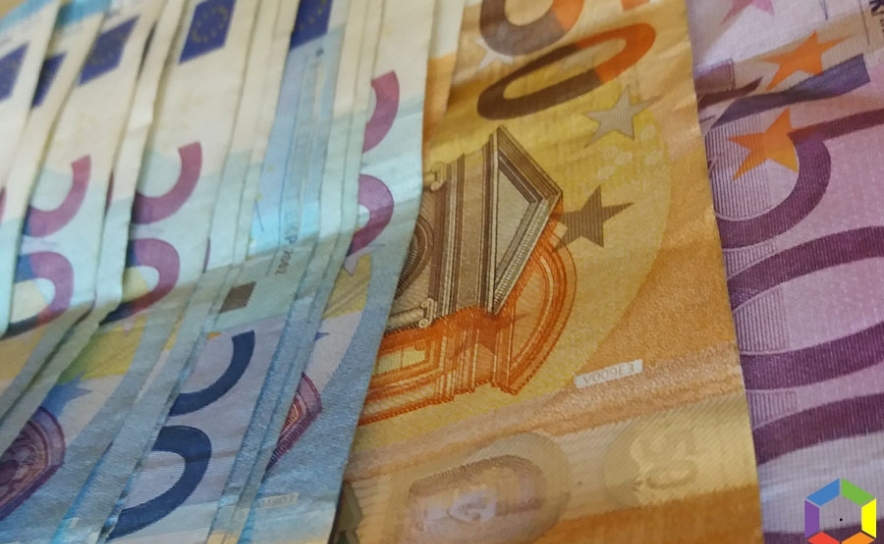 Covid-19: Banca proibida de subir juros às famílias com créditos em moratória