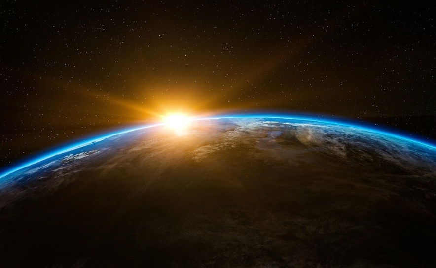 PRIMEIROS TURISTAS DA SPACEX JÁ INICIARAM VIAGEM