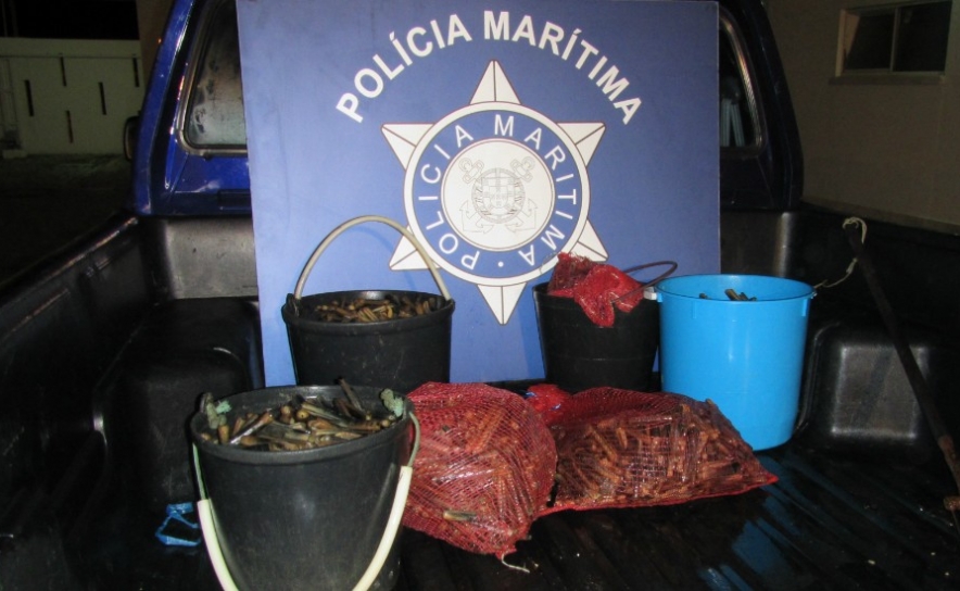 Polícia Marítima apreende 50 Kg de longueirão na Ria Formosa