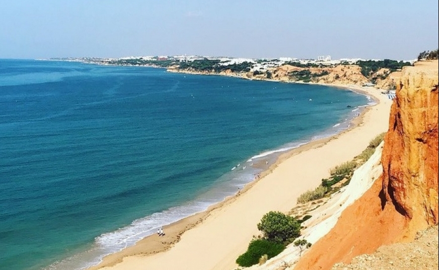 Uma das 25 melhores praias do mundo fica em Portugal