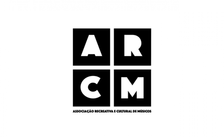 Abril em casa ajuda artistas