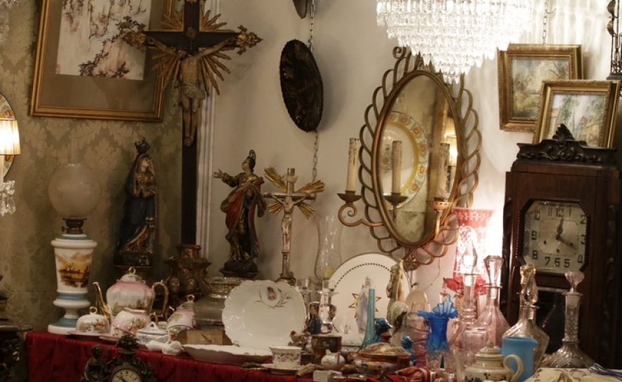 Feira de Antiguidades e Velharias
