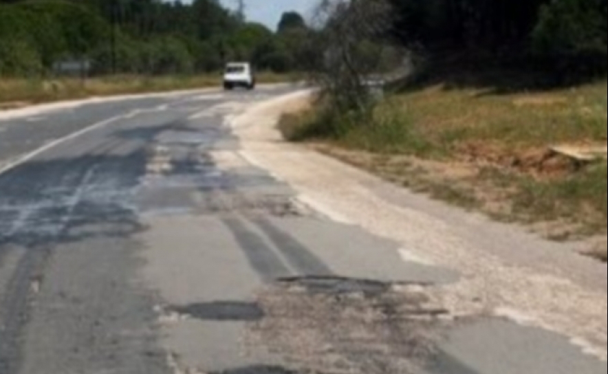 Movimento de Utentes da EN125 explica urgência para reparar via a parlamentares